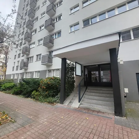 Delux15 - Chmielna * Warszawa